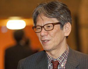日本著名政治評論家、記者西村幸佑
